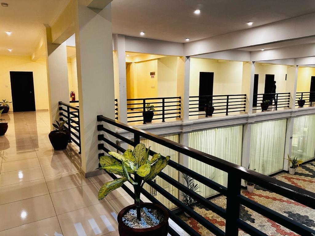 Hotel Northway 바부니야 외부 사진